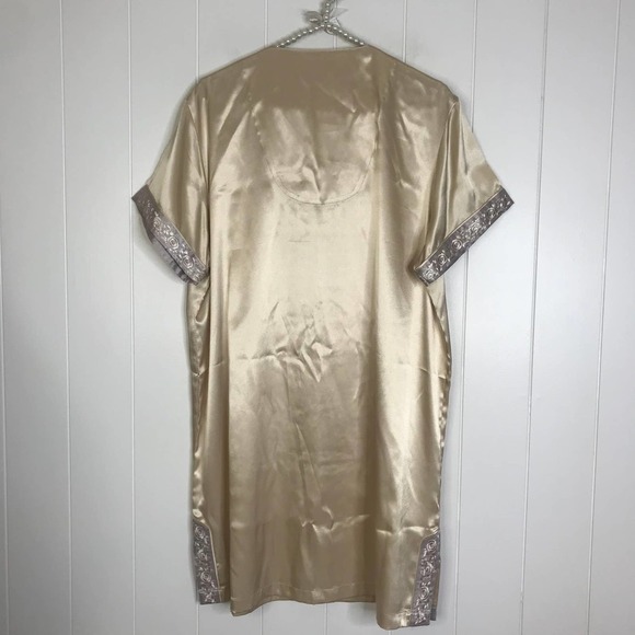 Cabernet Sleepwear Nightgown and Robe Set Champangne Color SZ M - Picture 15 of 16